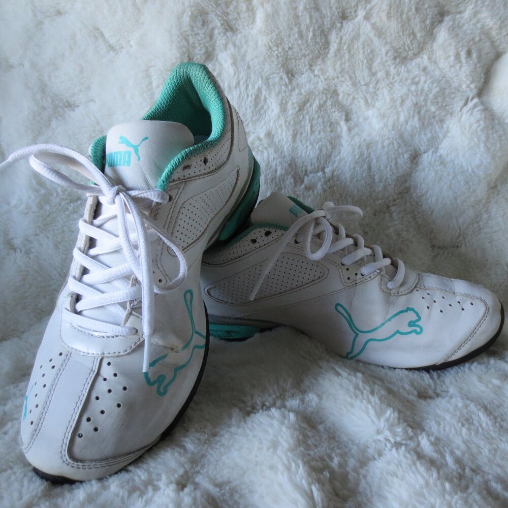 SOLD! Vintage Y2K Puma Sneakers Cross Trainer, Walking, Running, Casual 8 M
